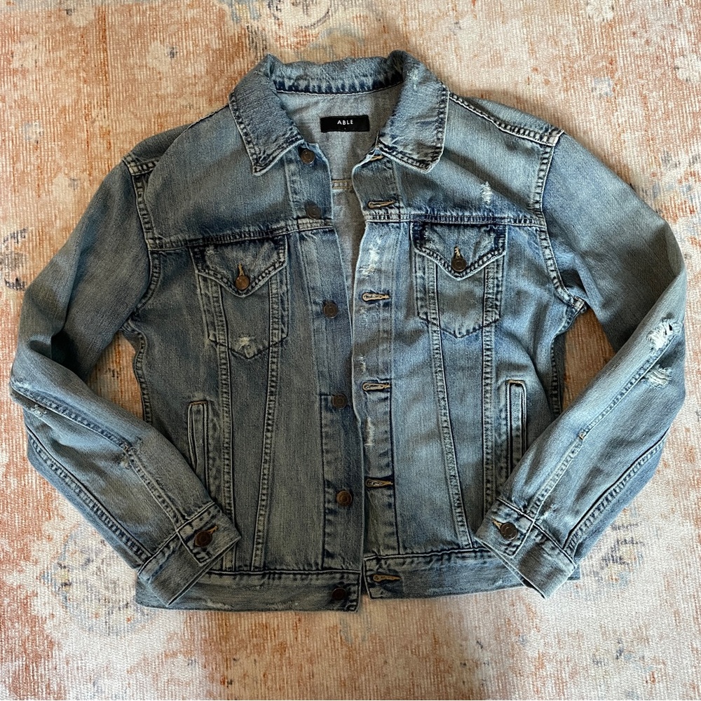 Able Merly jacket, size Large